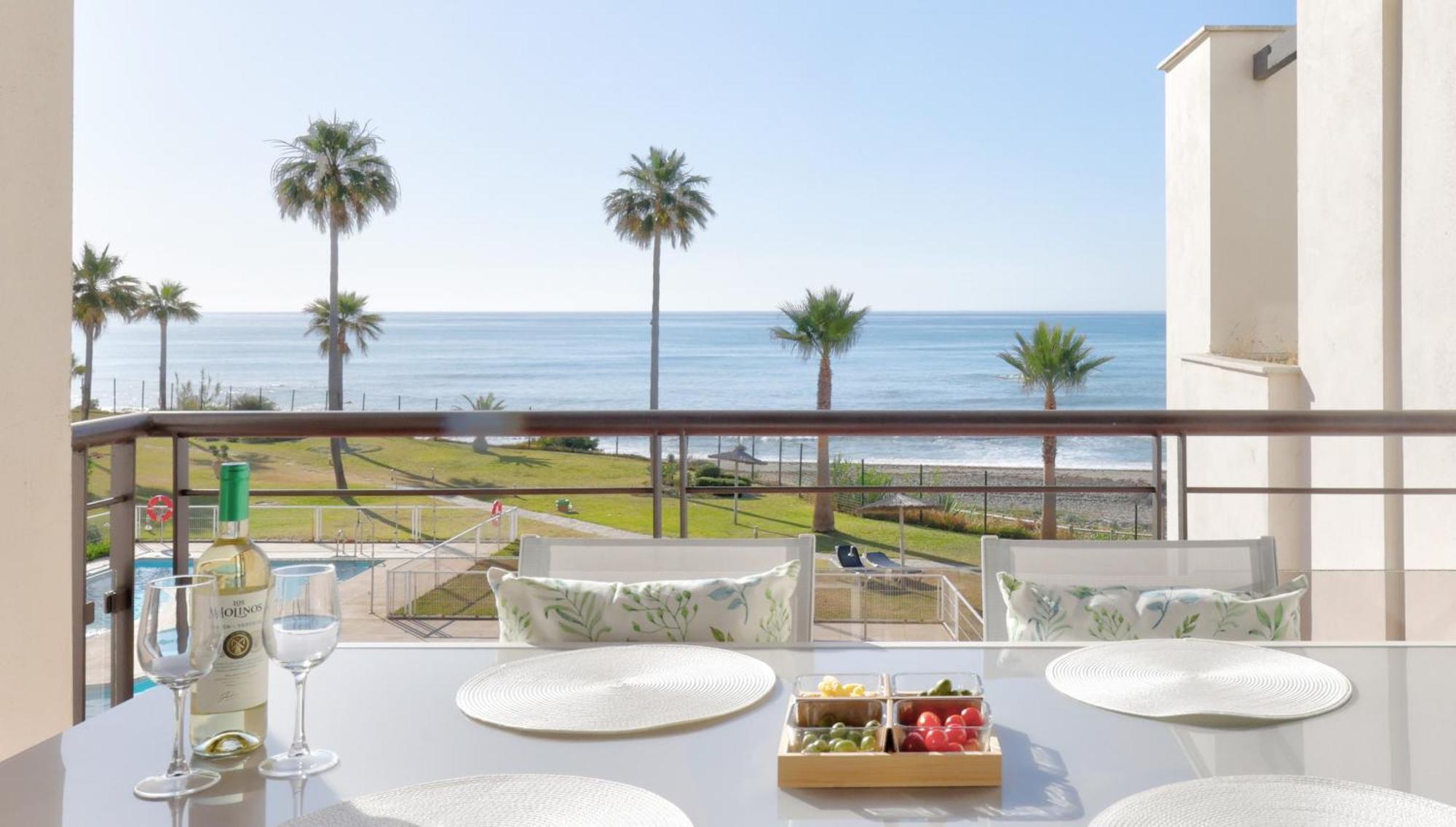Sunrise Beach Front - Casares Del Mar 外观 照片
